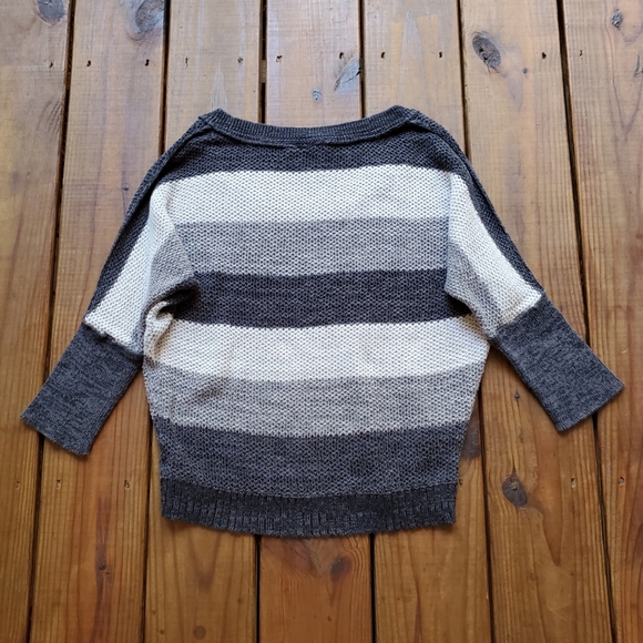 Roxy size S gray strip slouchy 3/4 fitted sleeve pullover sweater - Picture 2 of 4